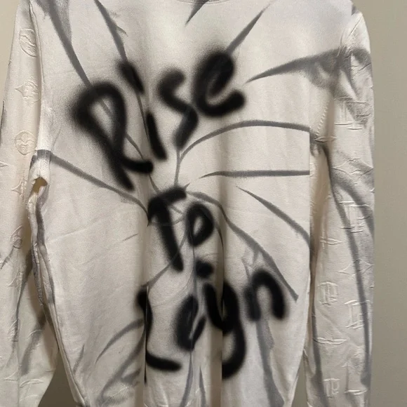 Left Point Rise to Reign Crewneck - Picture 10 of 10